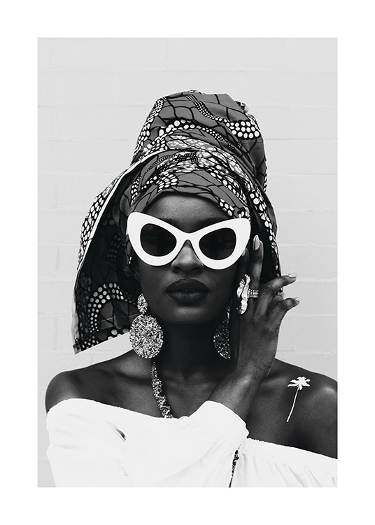 White Sunglasses Juliste