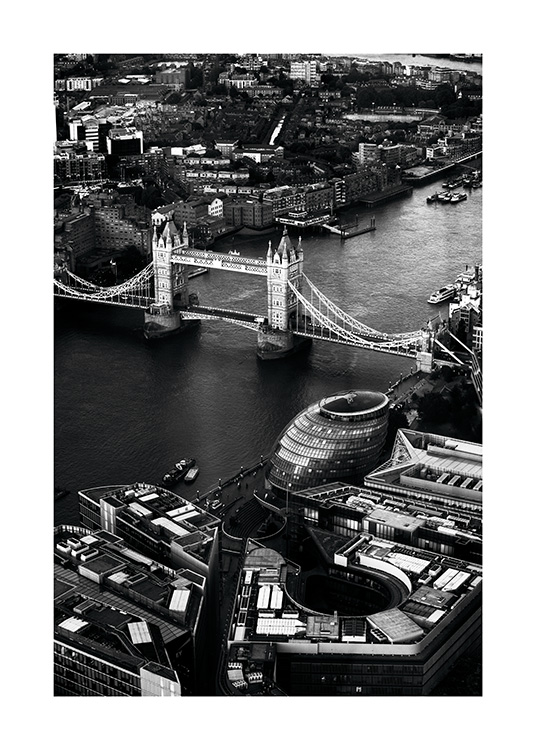 View of Tower Bridge Juliste / Valokuvat Osoitteessa Desenio ab (11375)