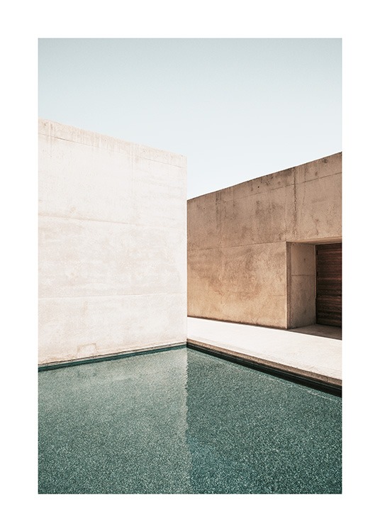  – Valokuva betonirakennuksista suuri uima-allas edessään
