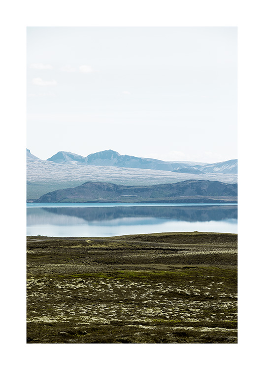 Specular Lake Juliste